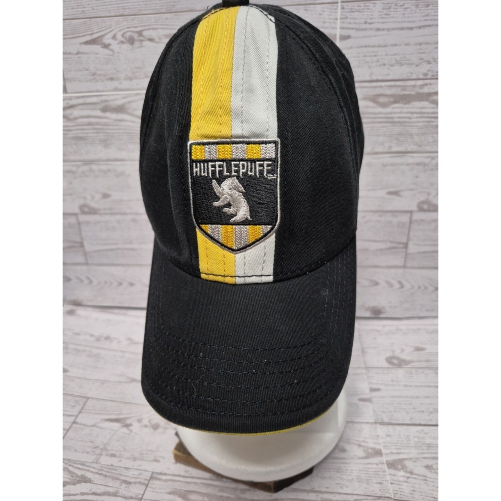 HUFFLEPUFF Harry Potter Universal Studios Black Yellow Cap Hat One Size Cotton